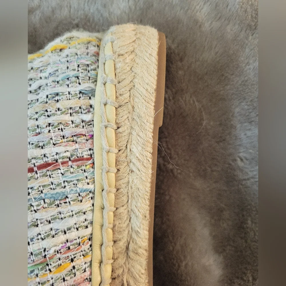 CHANEL Iridescent Tweed & Lambskin CC Espadrilles Flats Yellow Multi Size 36/ 6